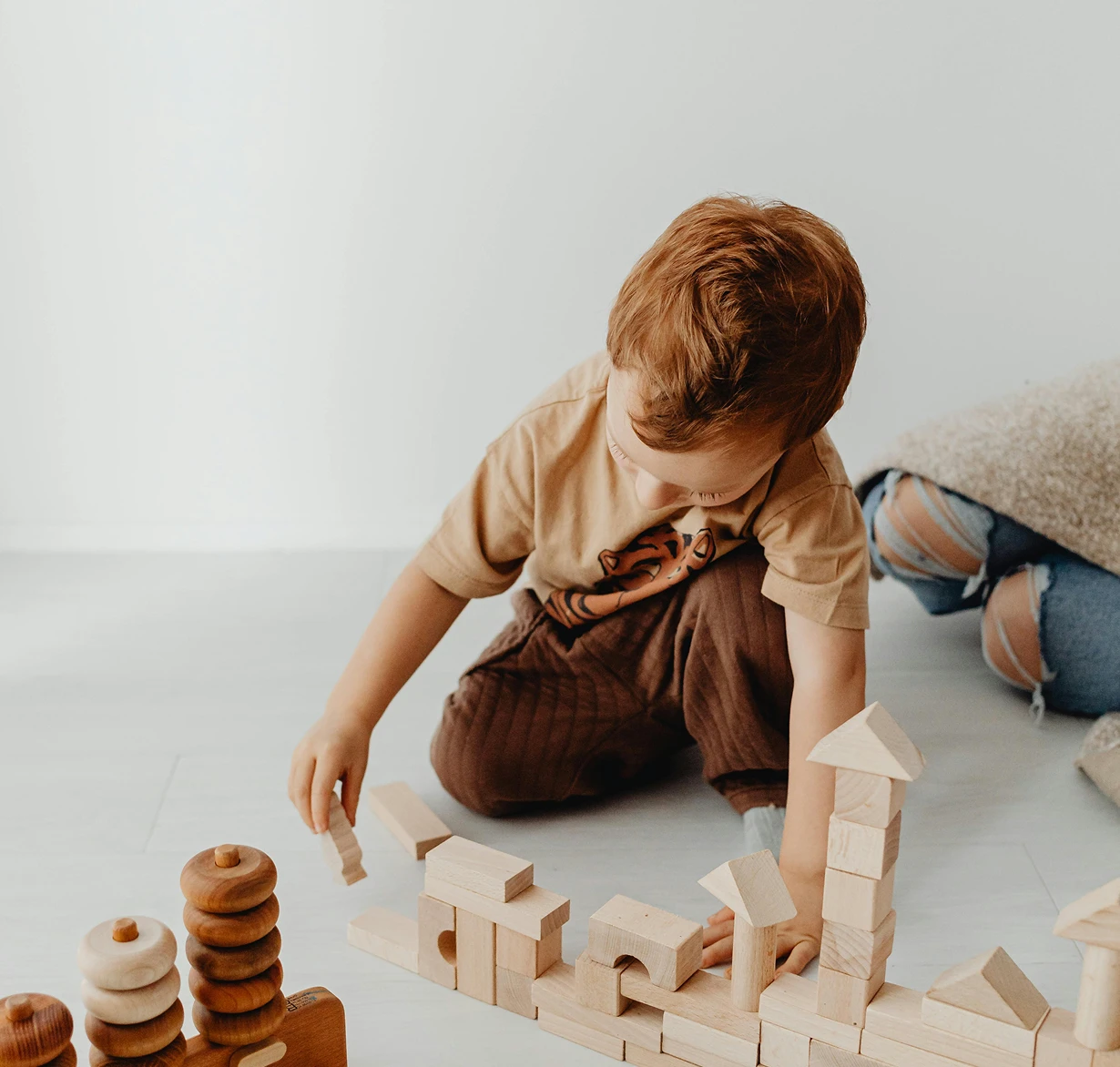 Imaginative Play Benefits and How To Encourage It